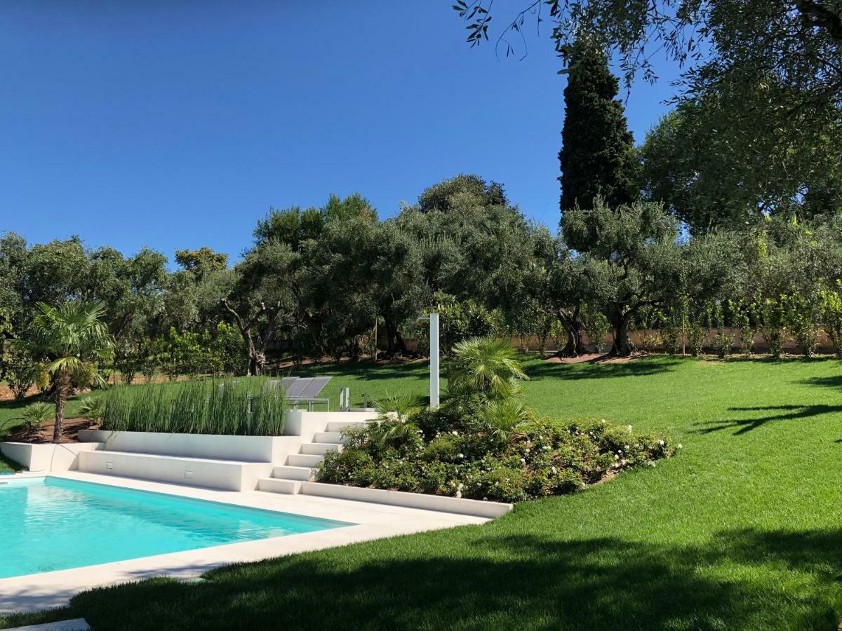 Villa Il Bacio Del Sole เวโรนา ภายนอก รูปภาพ
