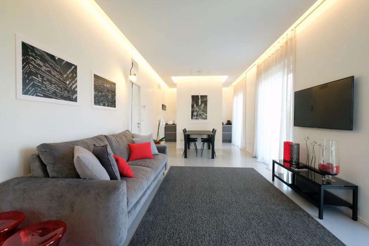 Villa Il Bacio Del Sole เวโรนา ภายนอก รูปภาพ